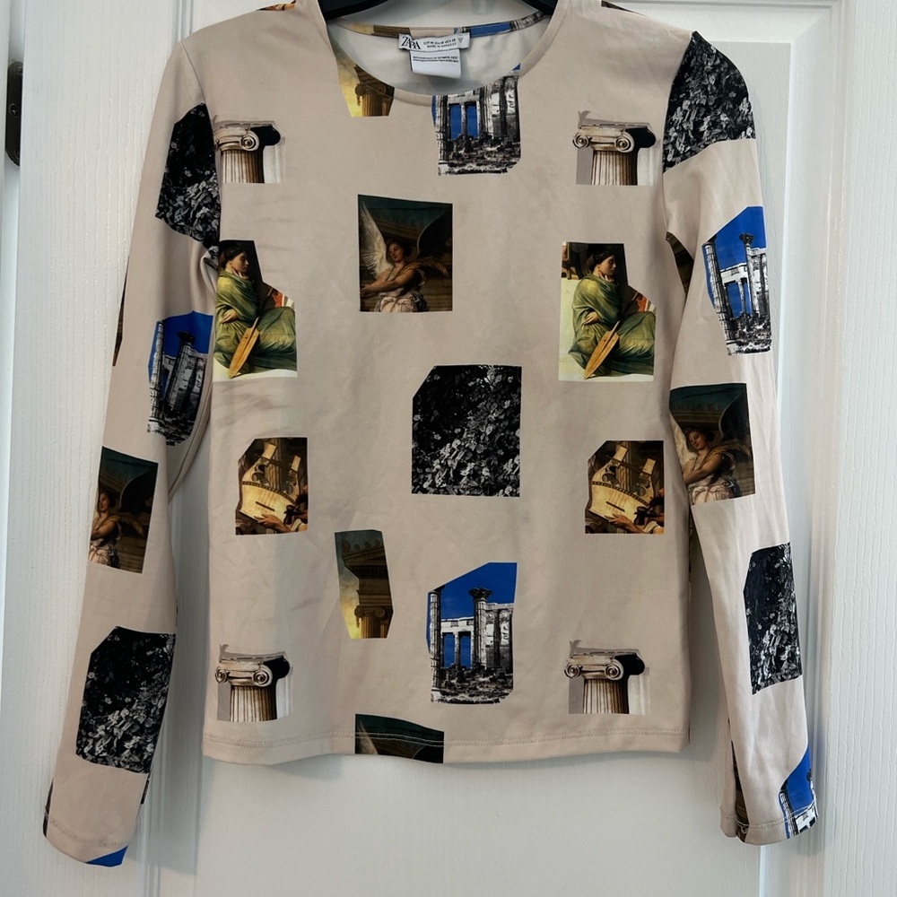 Artistic Long Sleeve Top with Graphic Print